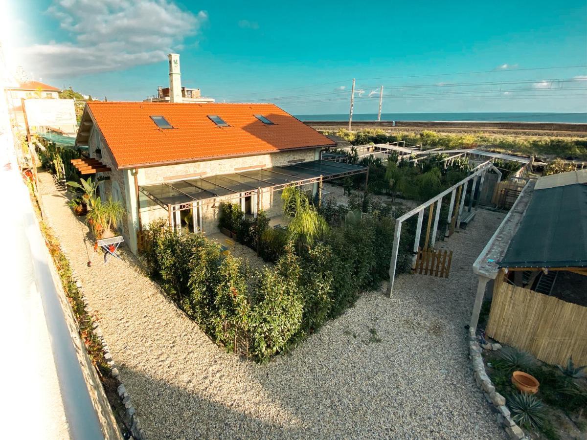 New Agriloft 1 Nursery, Giardino, Clima E Wi-Fi A 50 Mt Dal Mare Bordighera Exterior photo